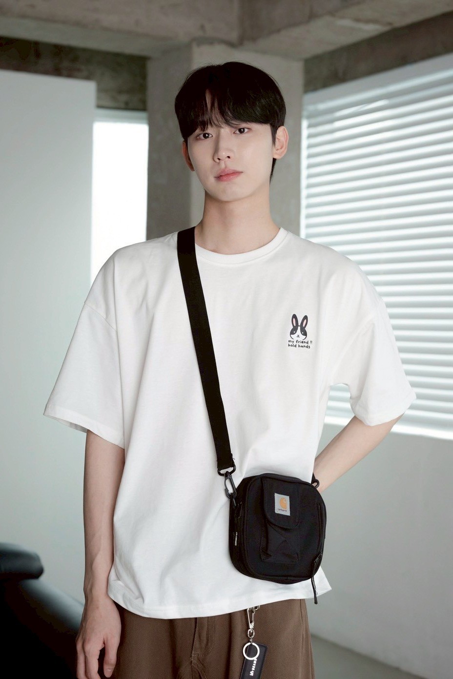 【現貨】兔子環繞印花短T