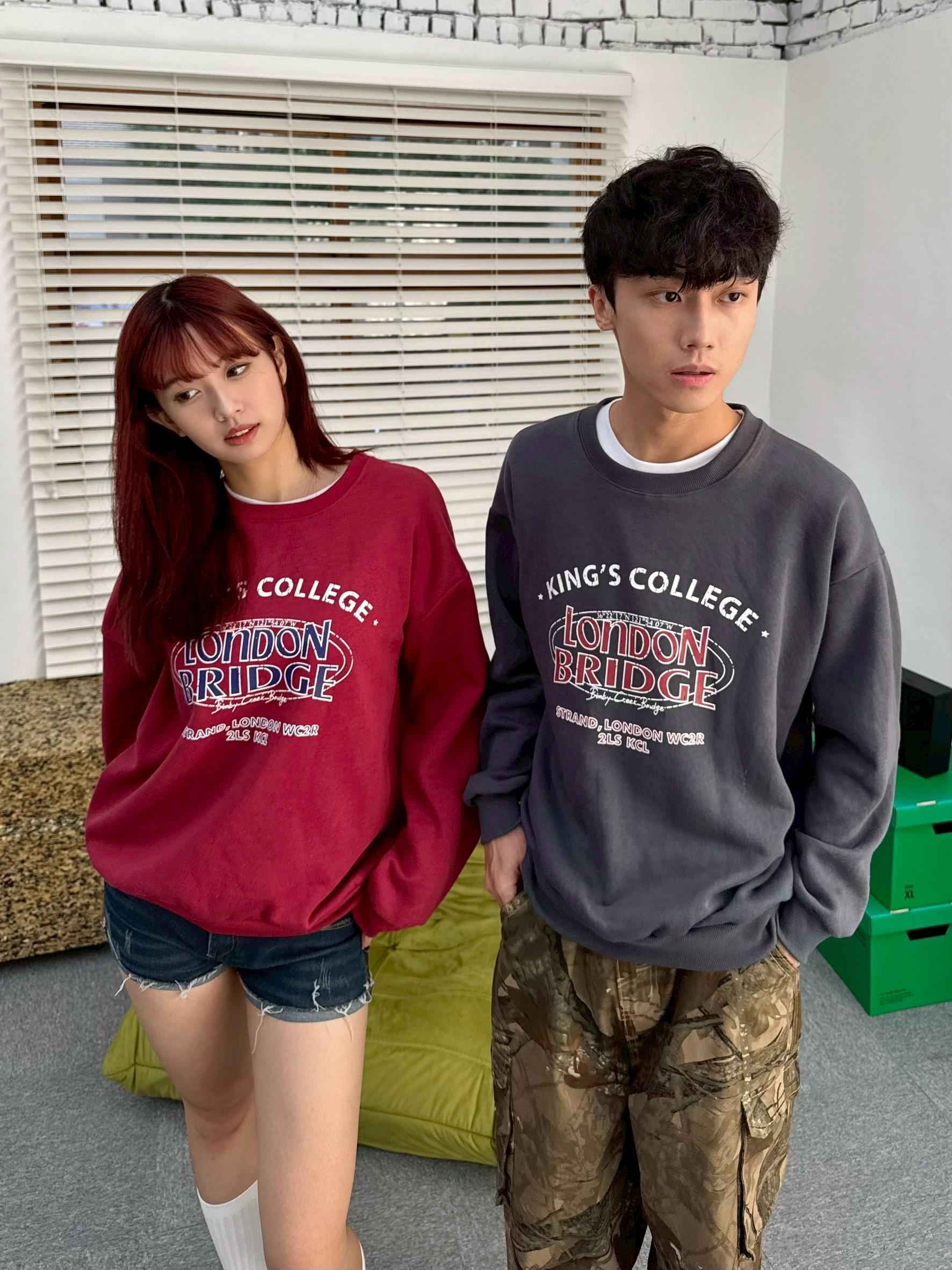 【現貨】倫敦橋印花大學T