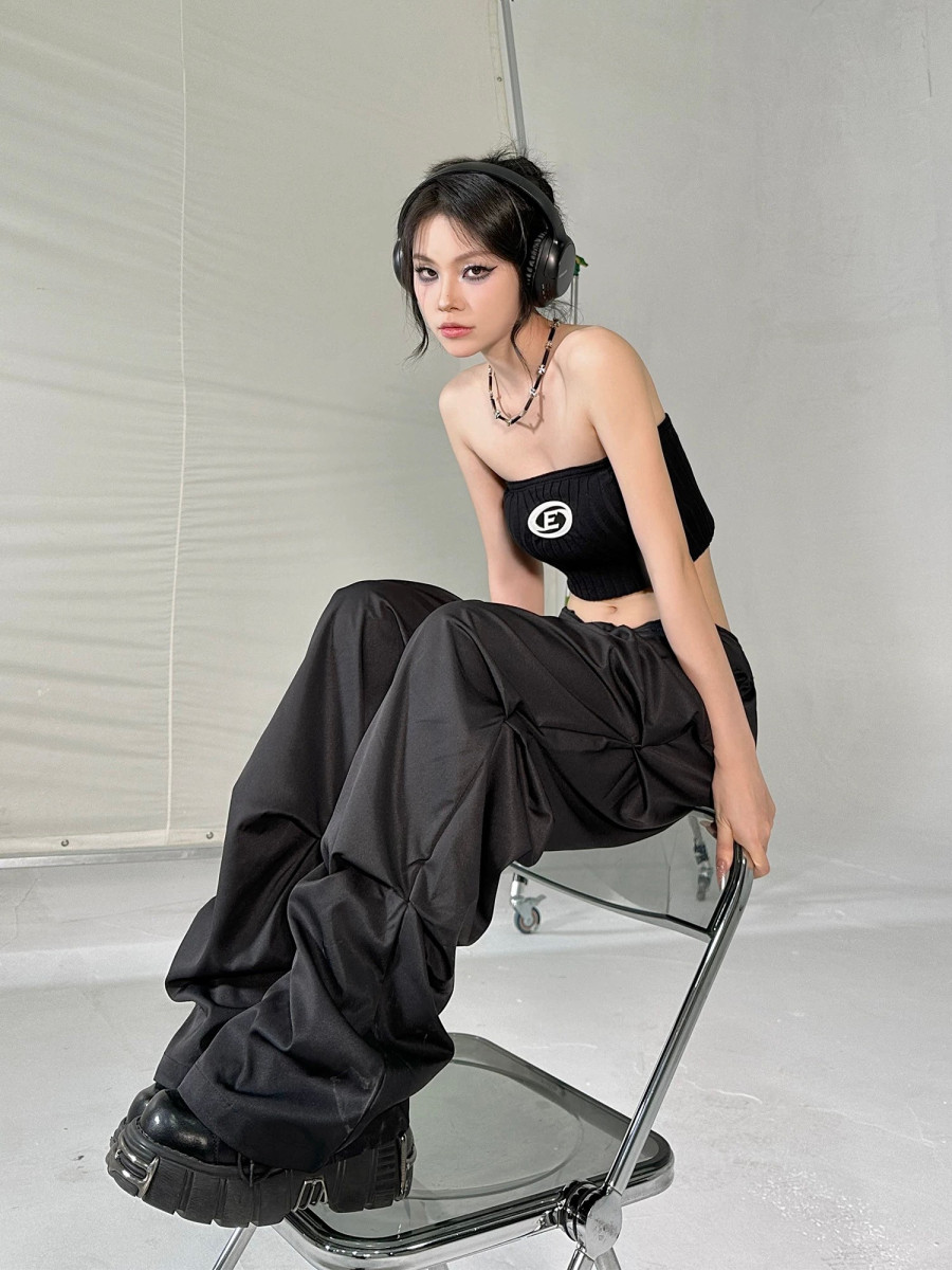 【設計感極強現貨】皺摺工裝垂墜寬褲