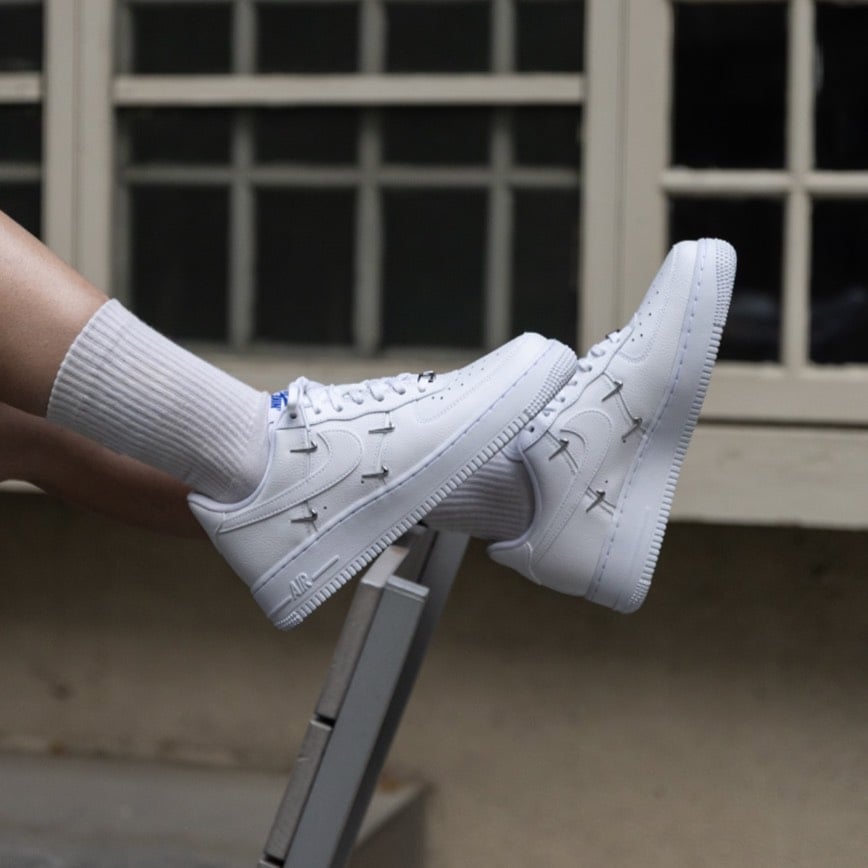 【預購!爆款回歸】NIKE AIR FORCE 1 Chrome Luxe 四鈎泫雅同款 四小銀鉤｜CT1990-100