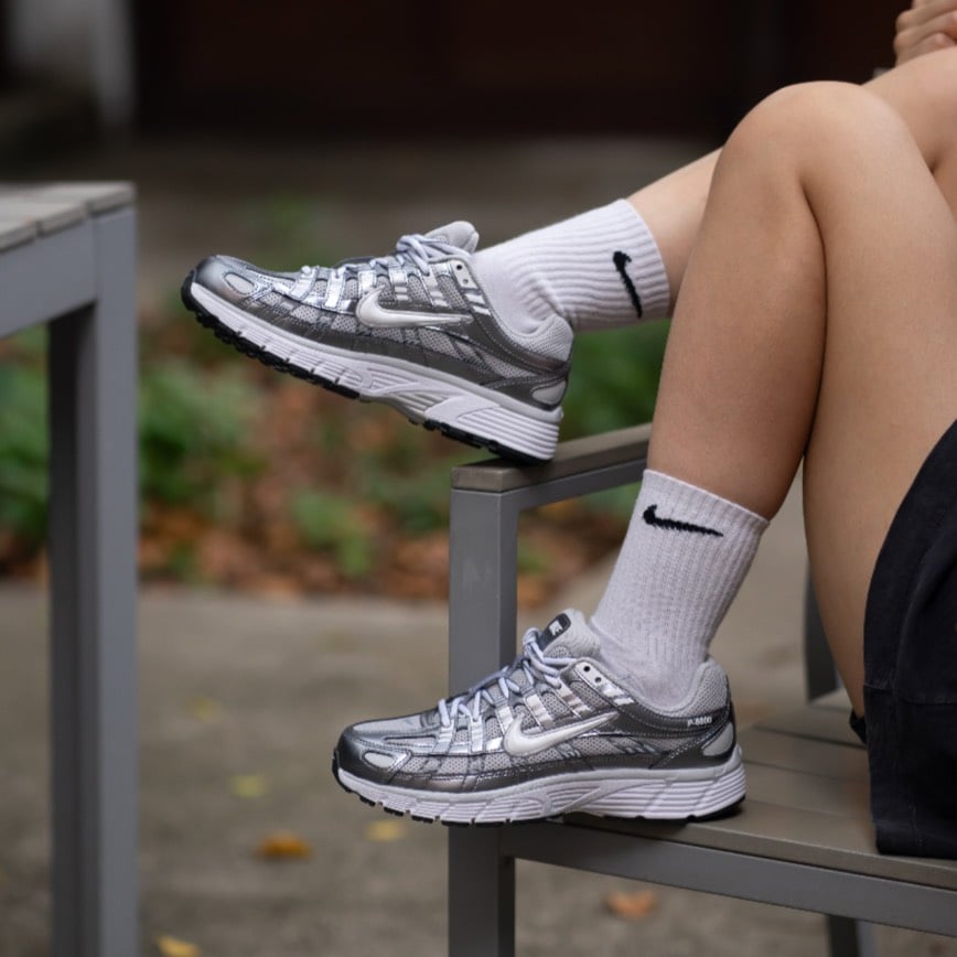 【新款!】 Nike P-6000 W " Metallic Cool Grey" 液態銀 銀灰 女款｜IO3496-001