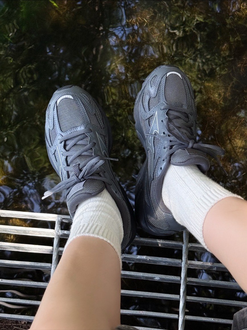 【爆款！預訂】MIZUNO Spark CN 炭灰 灰黑 碳黑 復古休閒鞋 老爹鞋 美津濃｜ D1GH242801