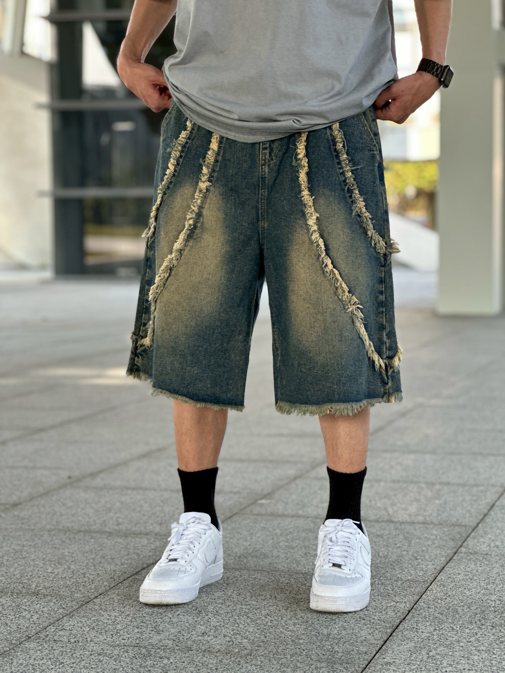 【現貨】做舊鬚邊牛仔寬短褲