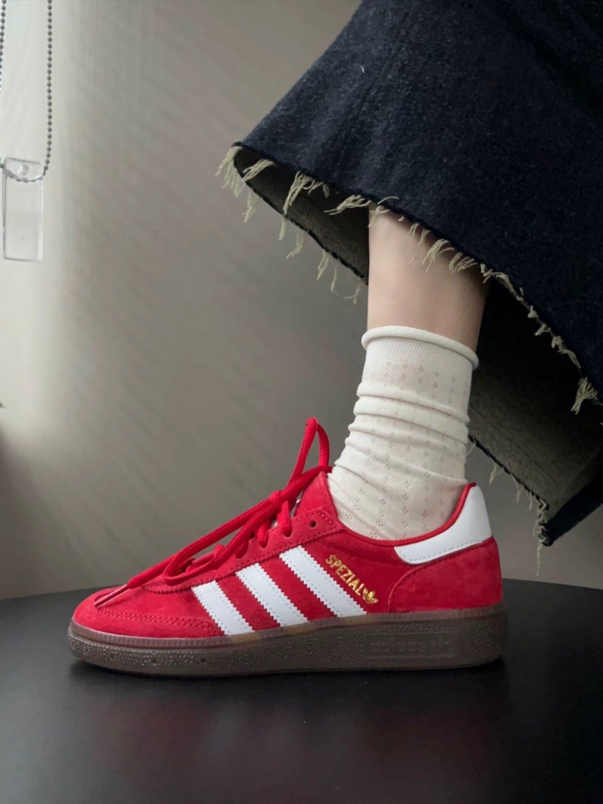 【爆款折扣預訂!】ADIDAS HANDBALL SPEZIAL 正紅色紅白金標焦糖底｜FV1227