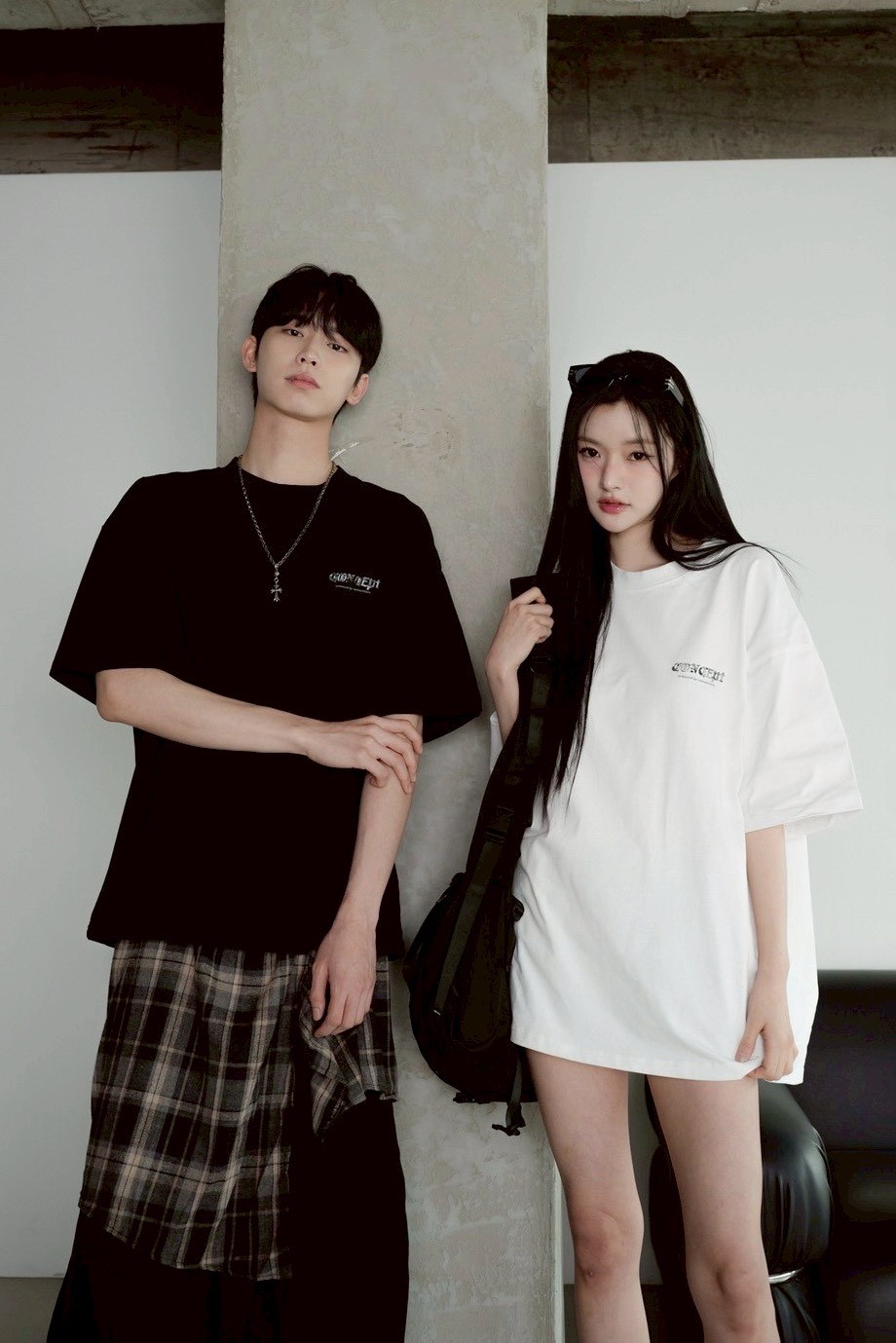 【現貨】迷彩哥德字印花短T