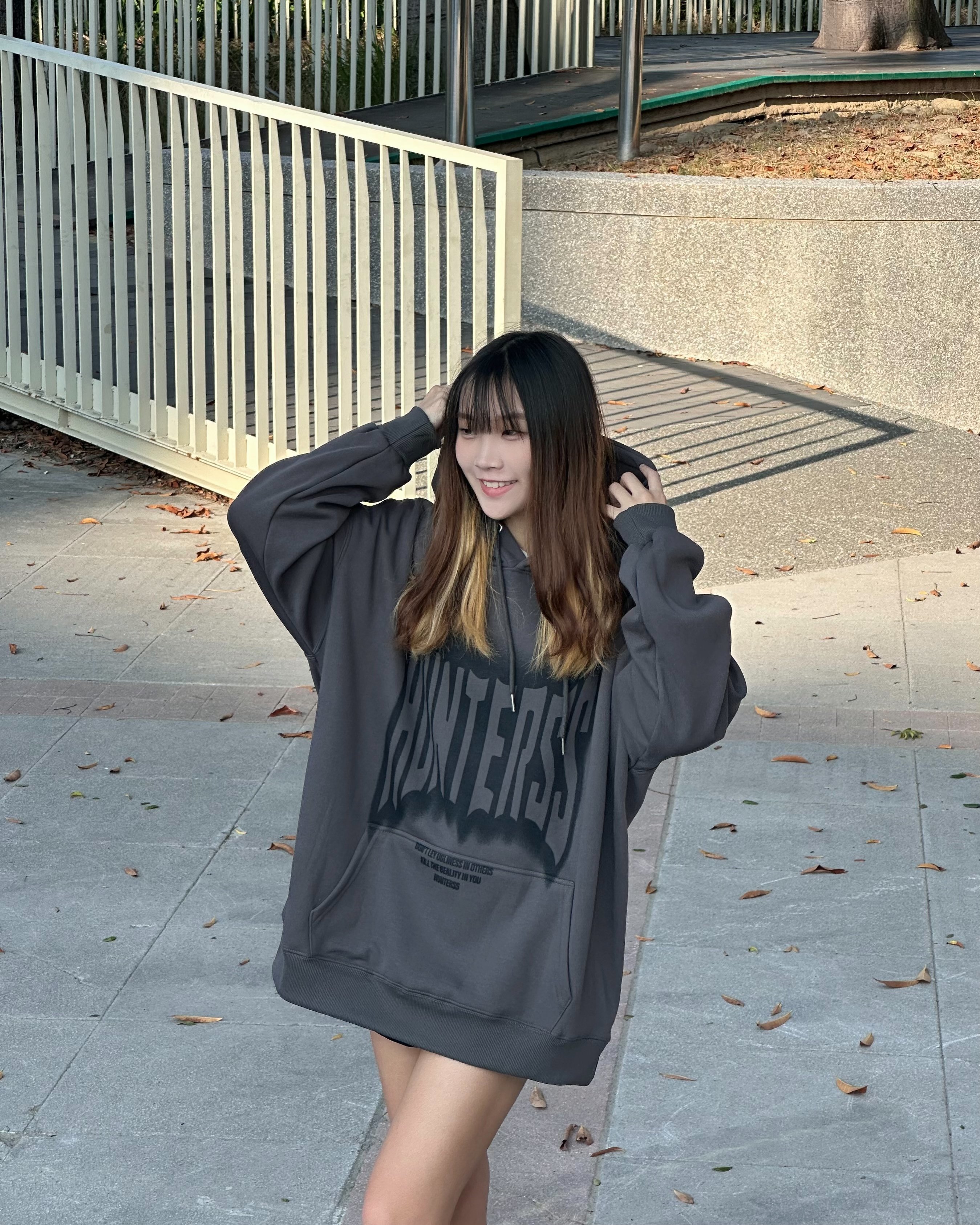 【現貨】幻影字母牛奶絨帽T