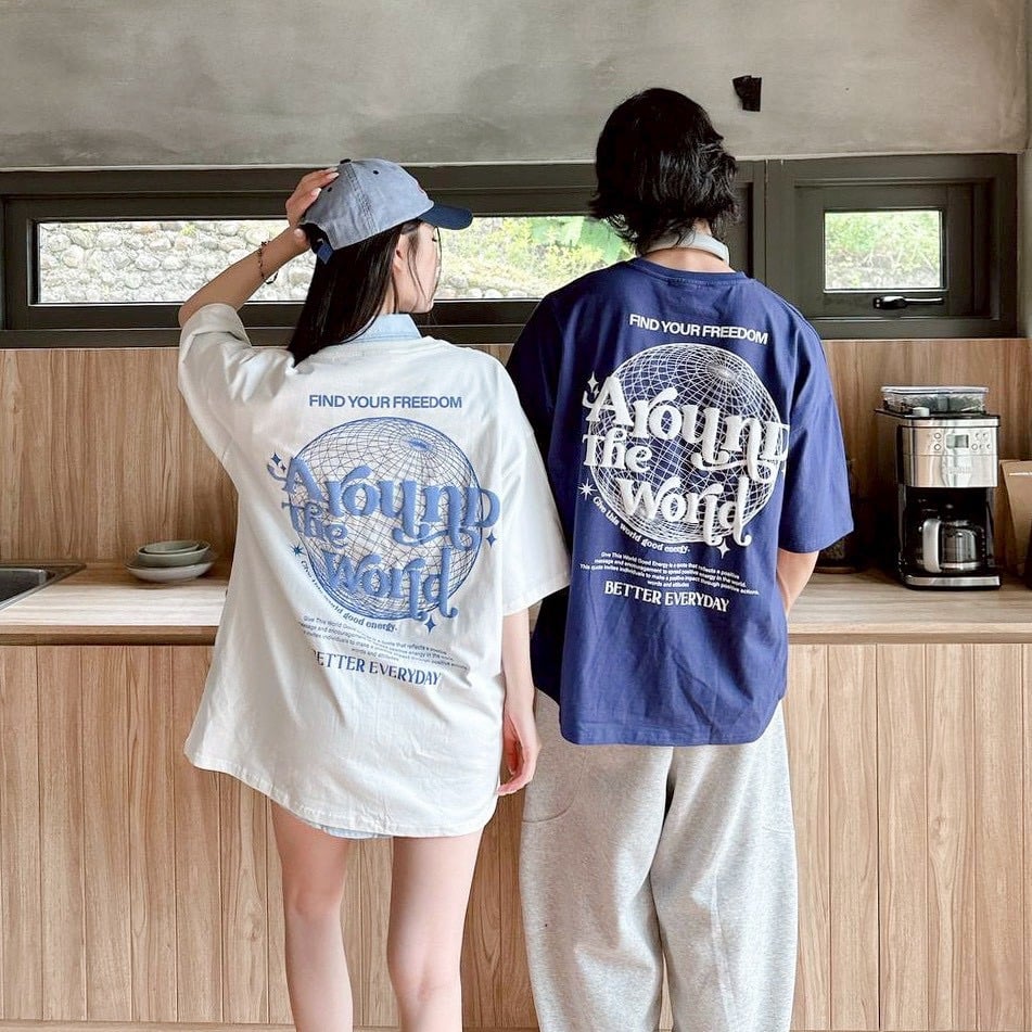 【現貨】around the world發泡字型球形構圖短T