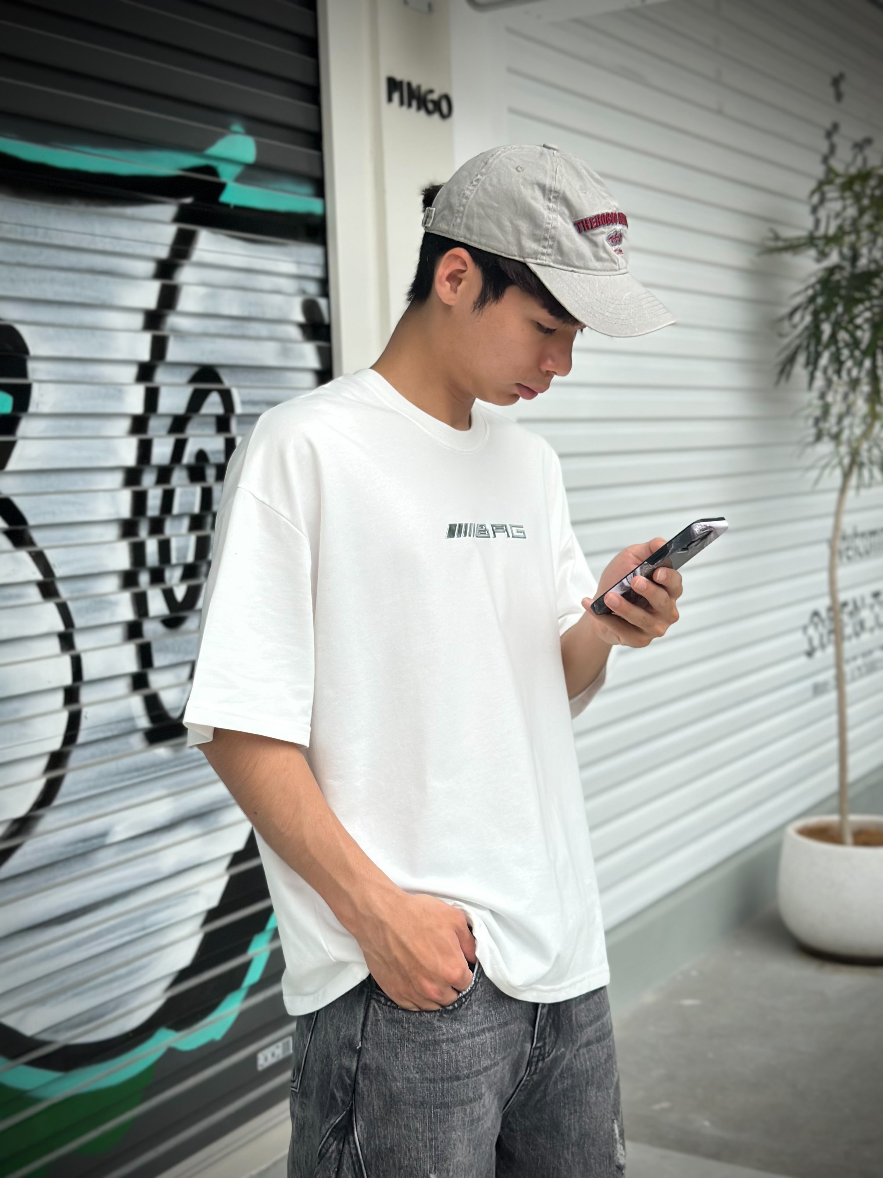 【人氣爆款】BAG科技感短T