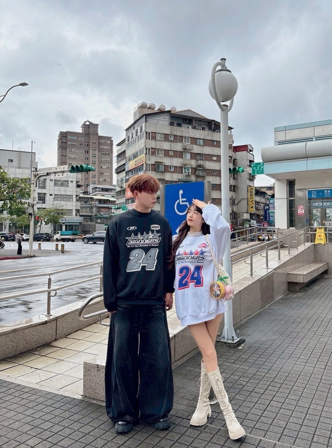 【現貨】美式賽車24號刷毛大學T