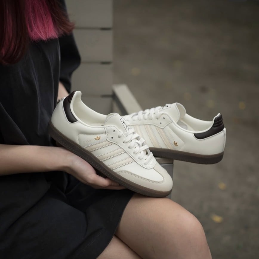 【仙女新品限定款!!!現貨速發】Adidas Samba OG 小金標 米白 皮革 德訓鞋 女鞋｜IH6628