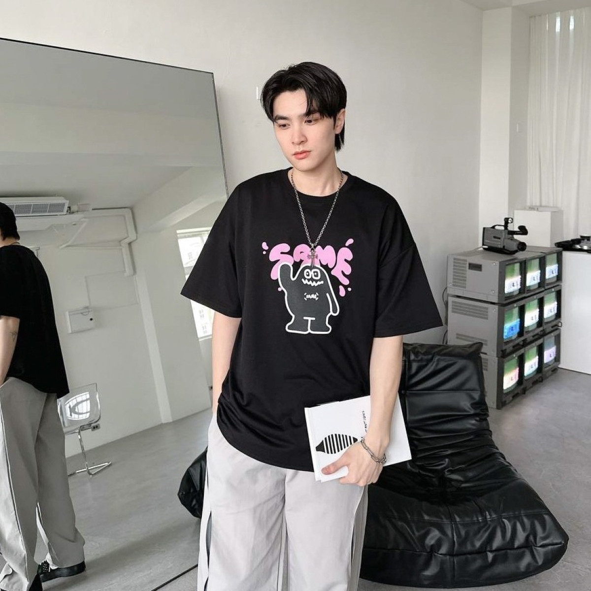 【超Q萌怪現貨】SAME泡泡字小怪獸短T