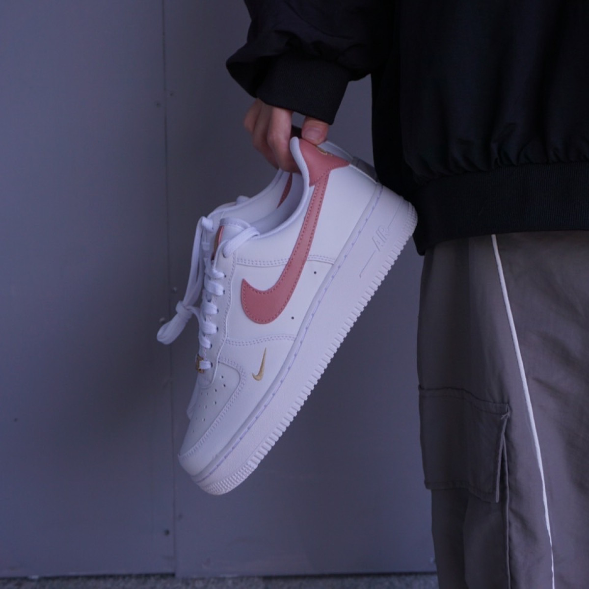 【現貨】Nike AF1 "Rust Pink" 白粉小金勾｜CZ0270-103