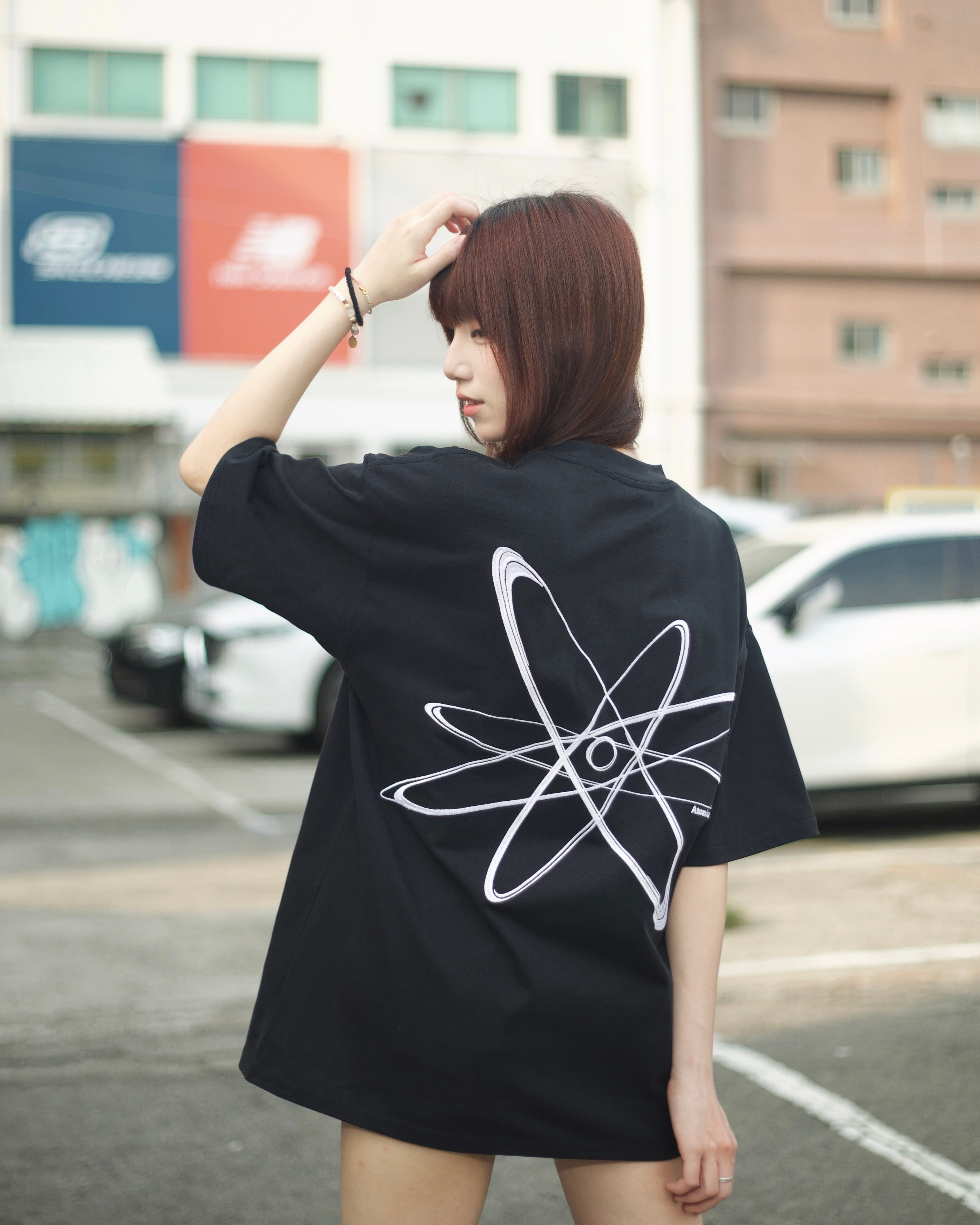 【現貨】concept design刺繡行星圖形短T