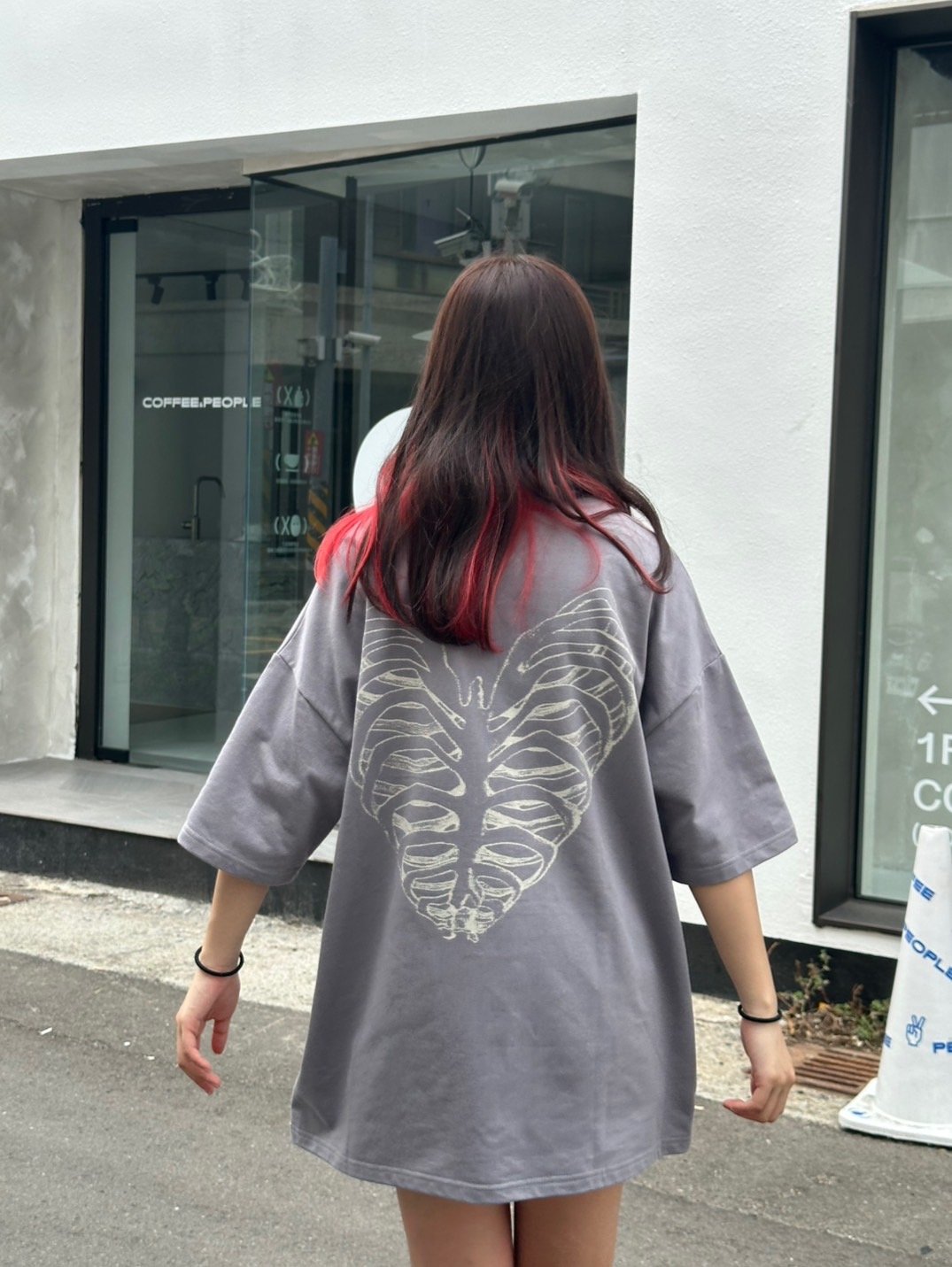 【熱銷第一名!!!小編已包色】肋骨之心短T