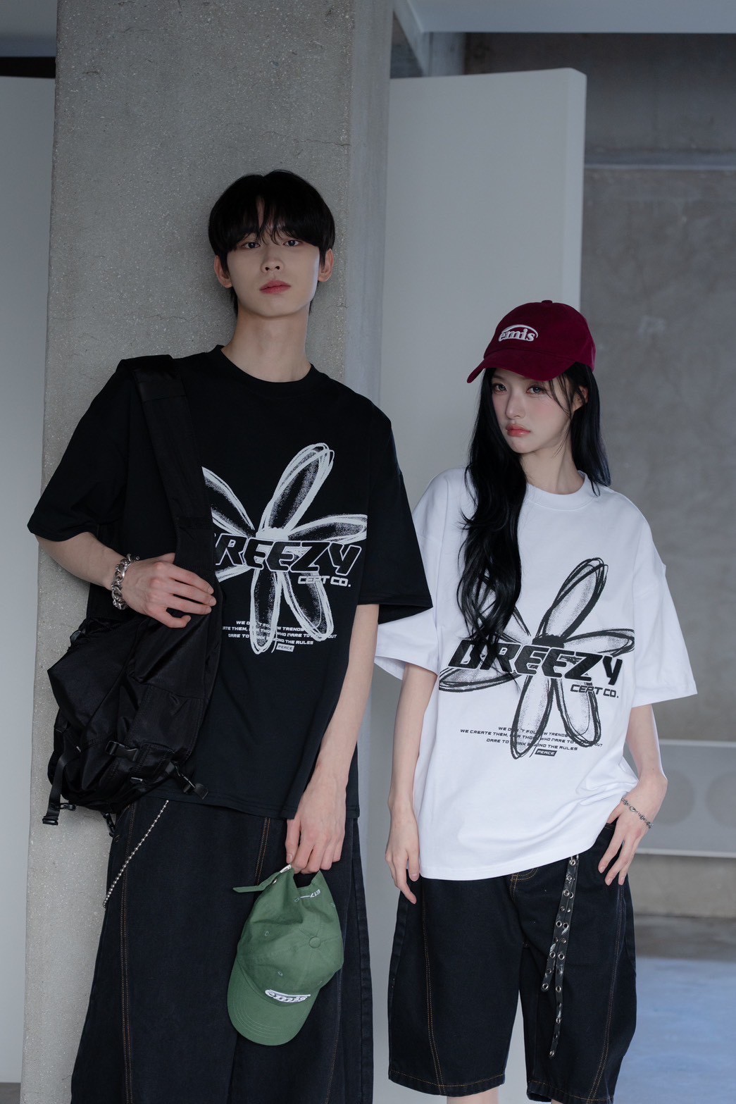 【現貨】刺繡BREEZY手袖花朵印花短T