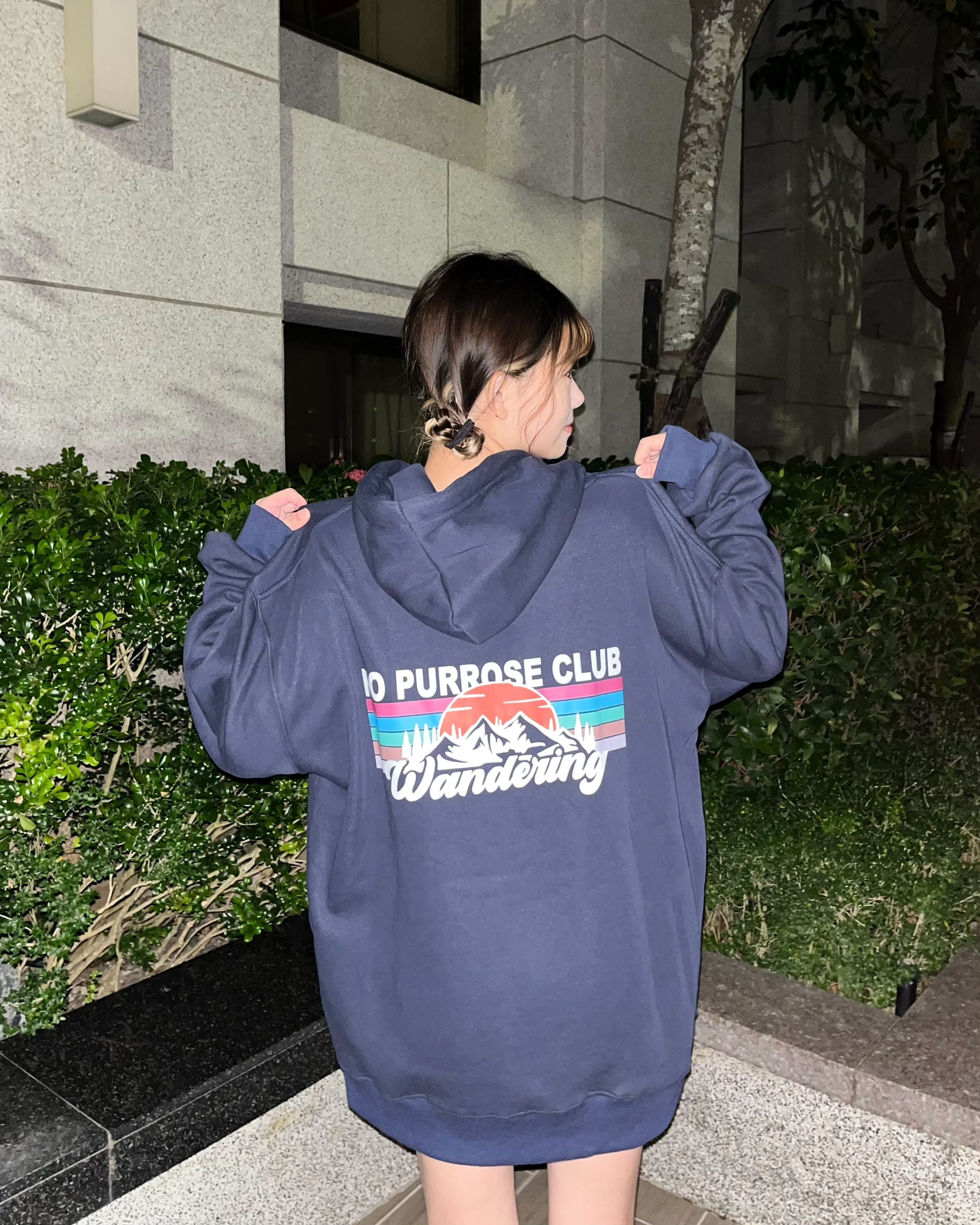 【現貨】日出山脈牛奶絨帽T