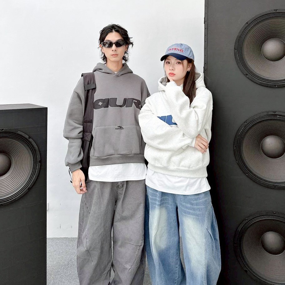 【現貨】AUR刺繡短寬版型帽T