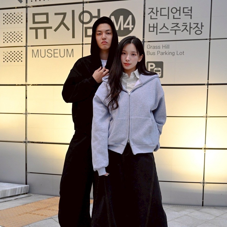 【現貨】 雙鍊寬短連帽外套