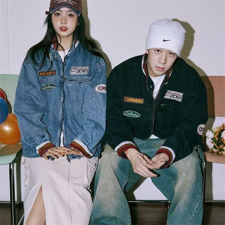 【預購】美式復古撞色拼接立領徽章牛仔夾克