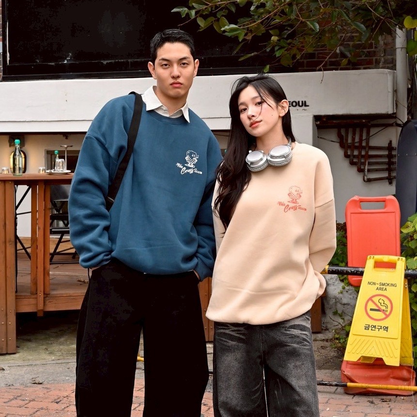 【現貨】THE CROSS CLUB爆米花先生抽菸印花大學T