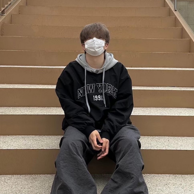 【現貨】NEW YORK 199X 美式復古刺繡風衣