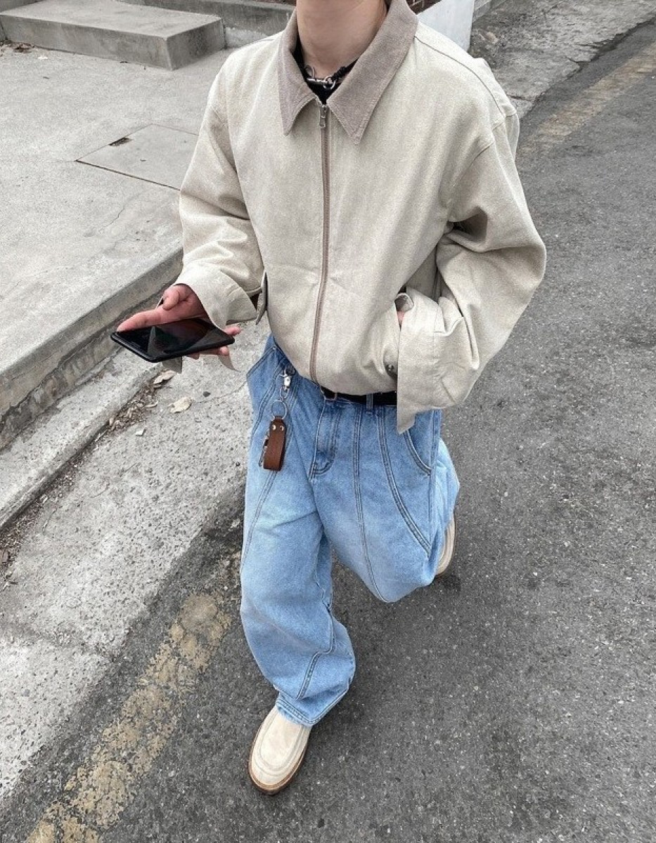 【現貨】螺旋車線刷白牛仔褲