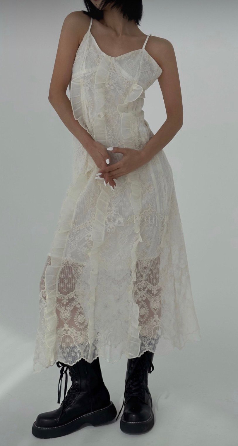 K 浪漫蕾絲洋 (宮廷感精緻蕾絲)