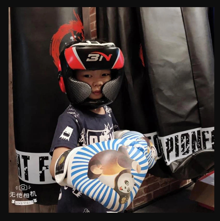 ~子甄彣璟~熊貓拳擊手套 兒童拳套 卡通拳擊手套 搏擊 散打 泰拳 格鬥 散打 健身運動 武術 打擊沙包 沙袋 訓練