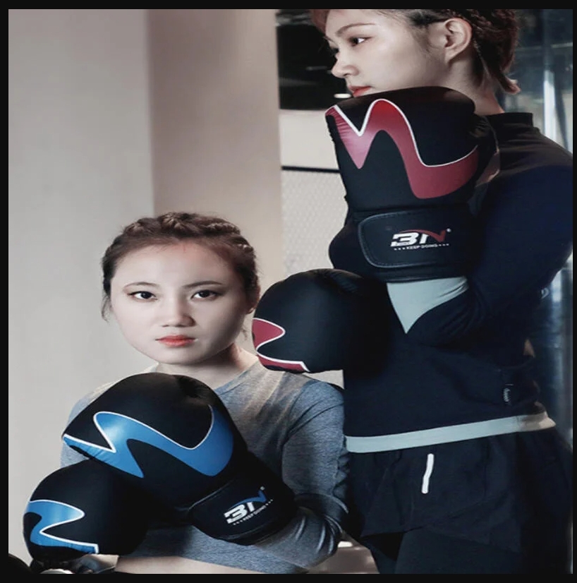 ~子甄彣璟~BN 攀登者系列 拳擊手套 拳套 拳擊手套 搏擊 手套 散打 泰拳 格鬥 散打 健身 運動 武術