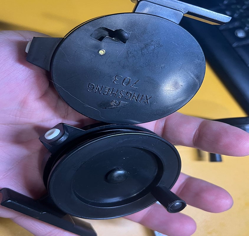 ~子甄彣璟~特價品 703#60 飛釣輪 冰釣輪 前打輪 中通輪 小車盤 膠車盤 塑料輪 捲線器 魚輪