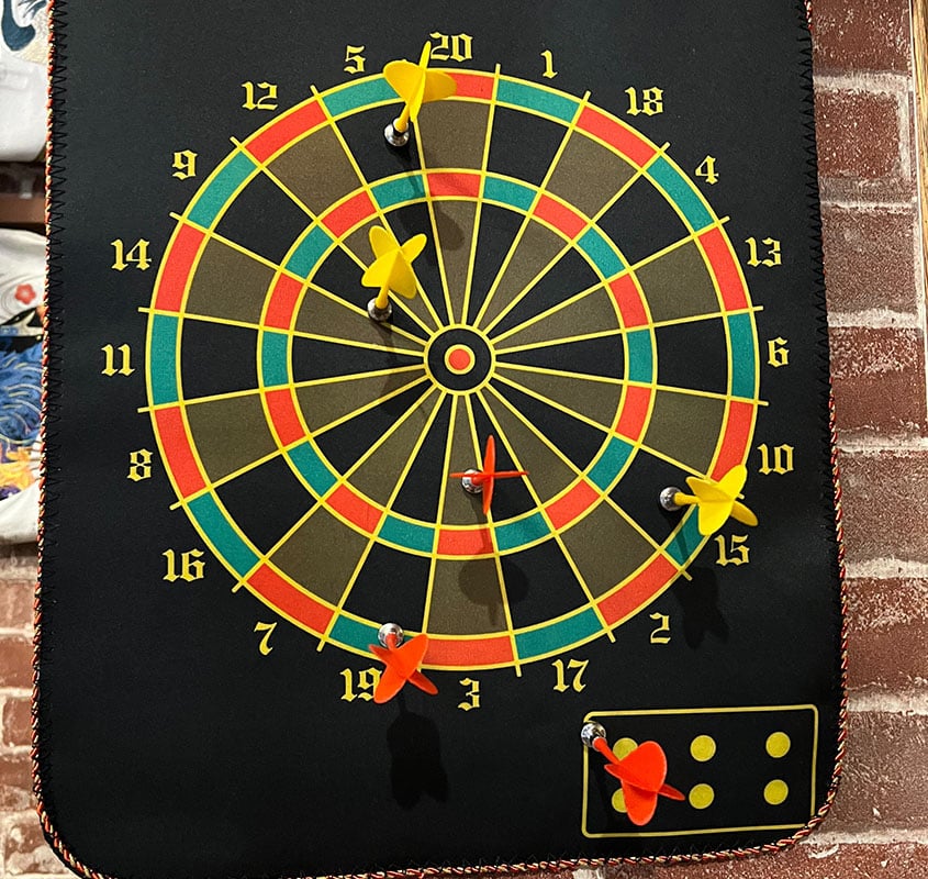 ~子甄彣璟~磁吸式飛鏢組 雙面標靶 磁性飛鏢盤 安全飛鏢 磁鐵飛鏢 飛鏢 露營飛鏢 飛鏢遊戲 射飛鏢 親子遊戲 飛鏢靶
