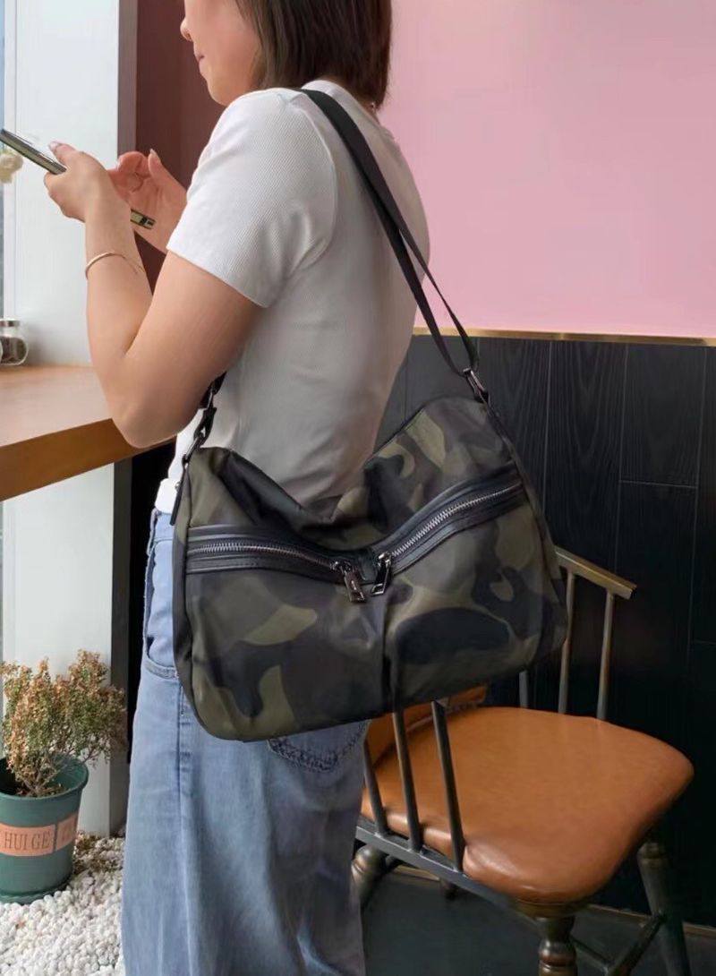 中性色調防水尼龍設計包*2色 KB88097