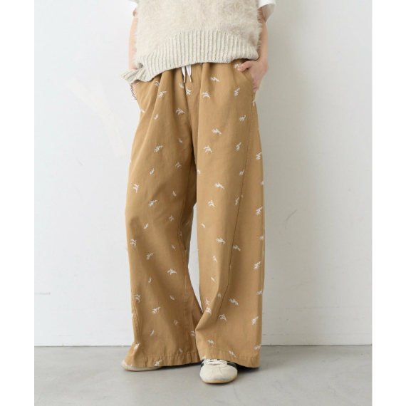 【 CIAOPANIC TYPY 】 葉子刺繡寬版休閒 Chino 長褲