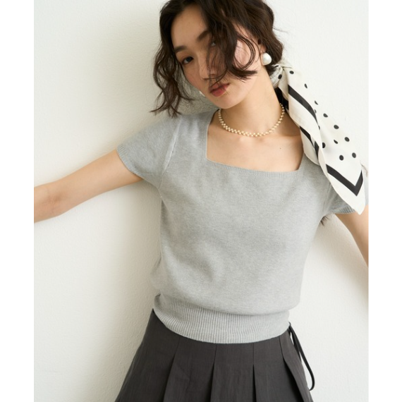 【 Lutim by u 】鎖骨線條柔膚針織上衣