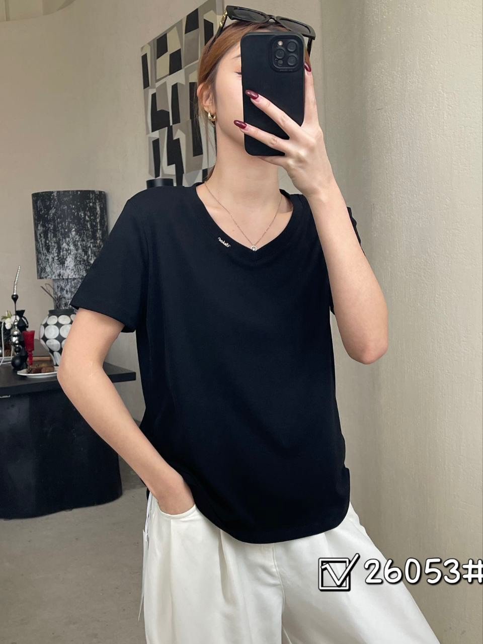 🤍 Daily wear | 韓系V字簡約修身上衣
