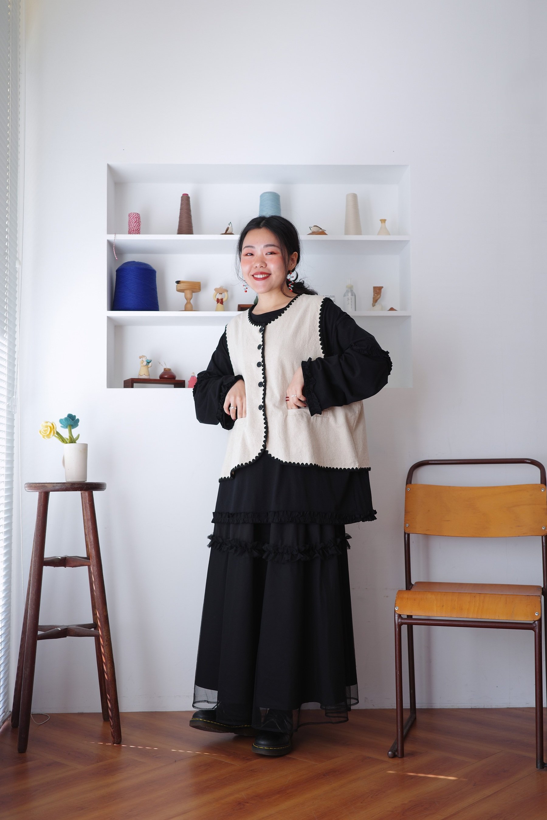 𓏭三角花邊開襟背心