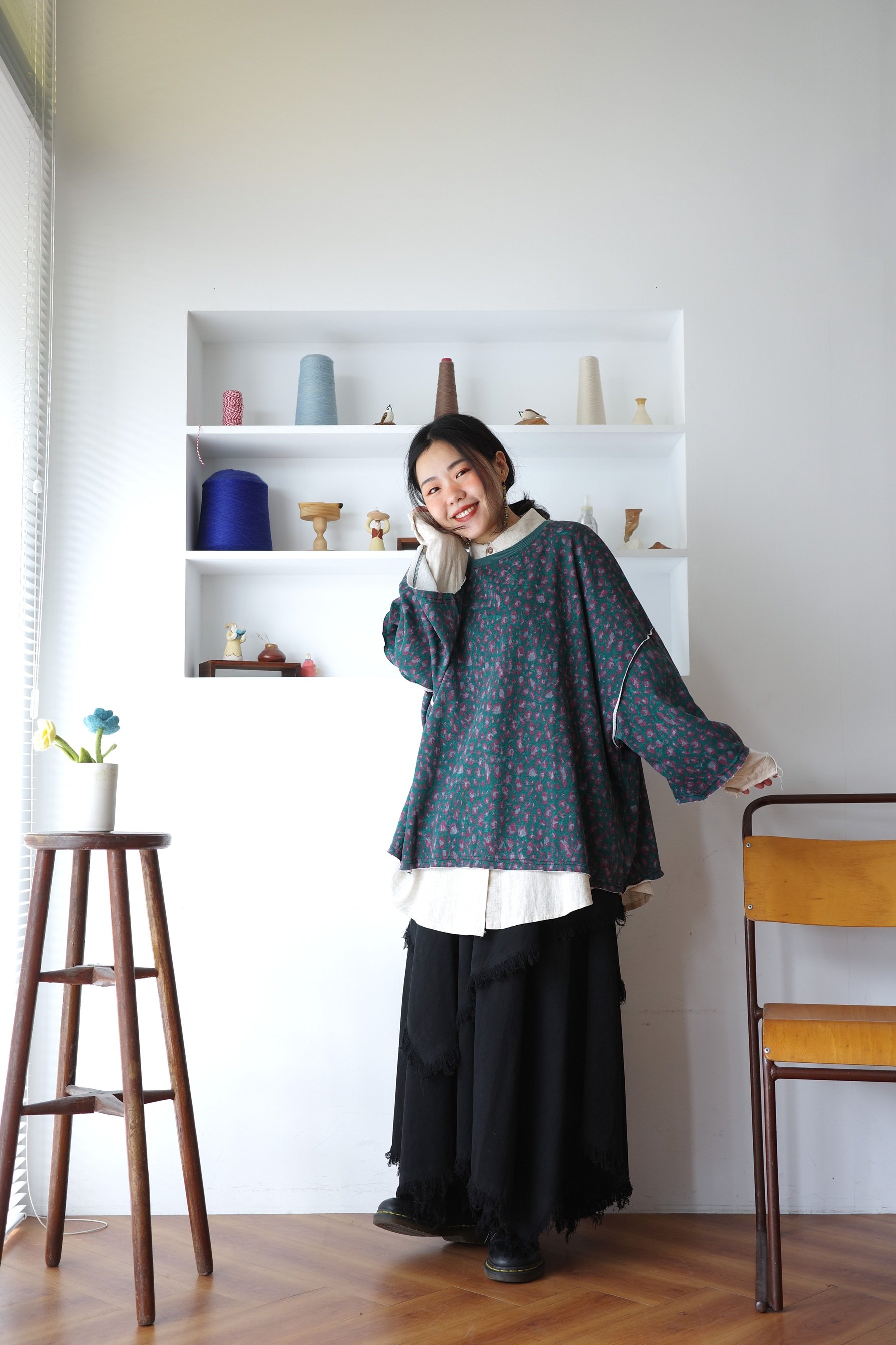 𓏭塗鴉豹紋拼接鬆身上衣