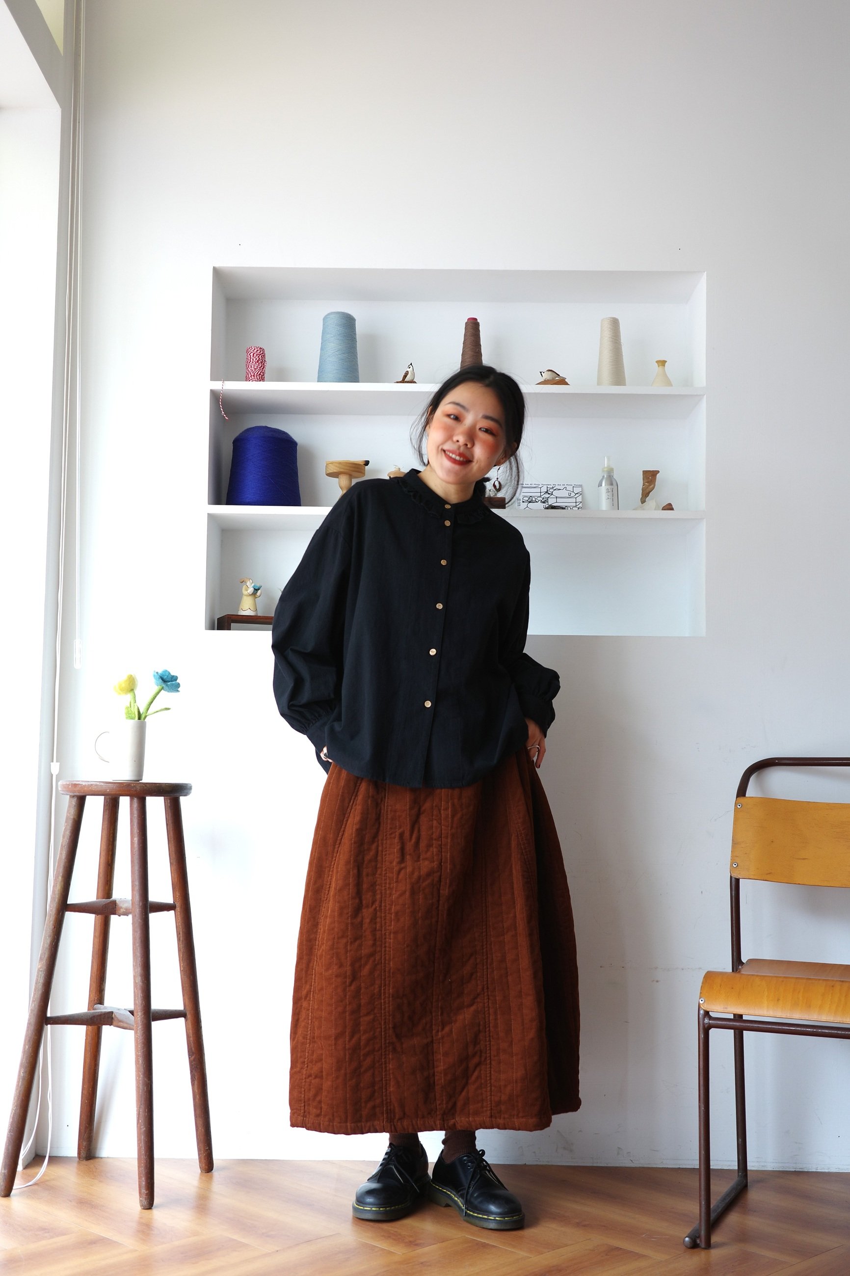 𓏭木耳抽鬚花邊拼接純色襯衫