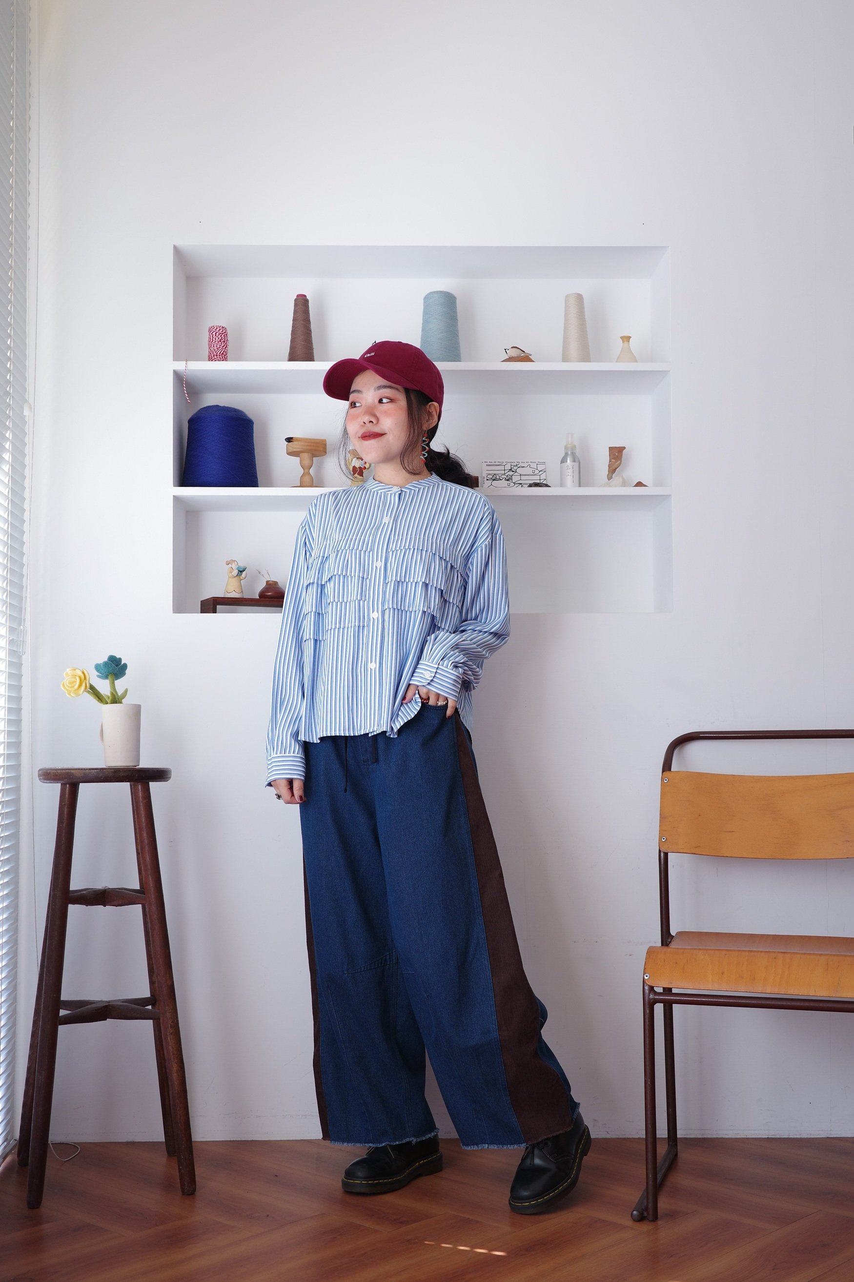 𓏭超修身細絨拼接抽鬚高腰丹寧褲