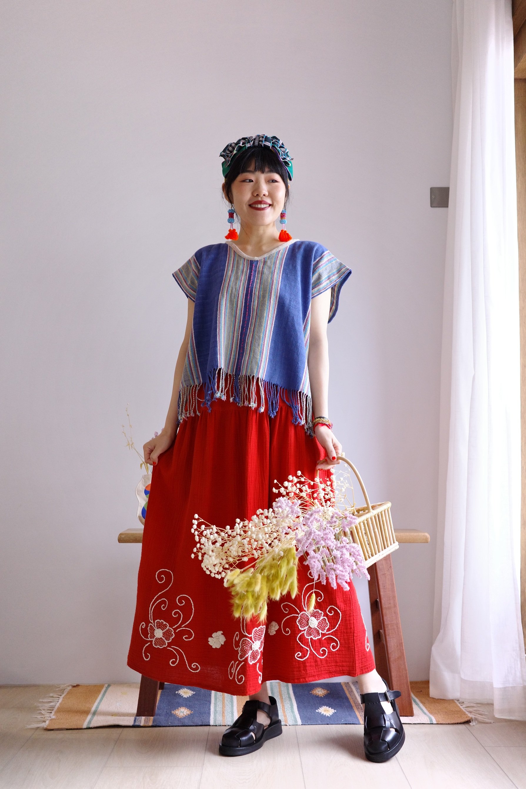 𓏭手織布側拼接Ｖ領流蘇上衣