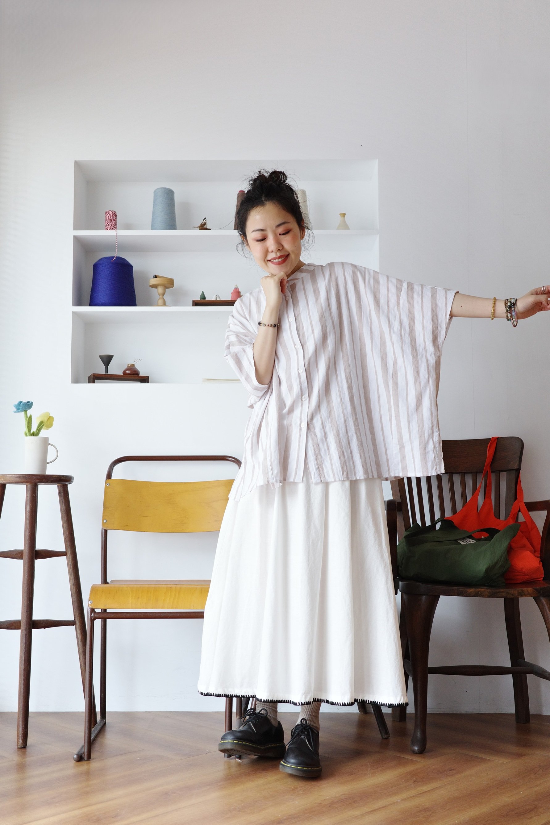 波點緹花直紋鬆身襯衫