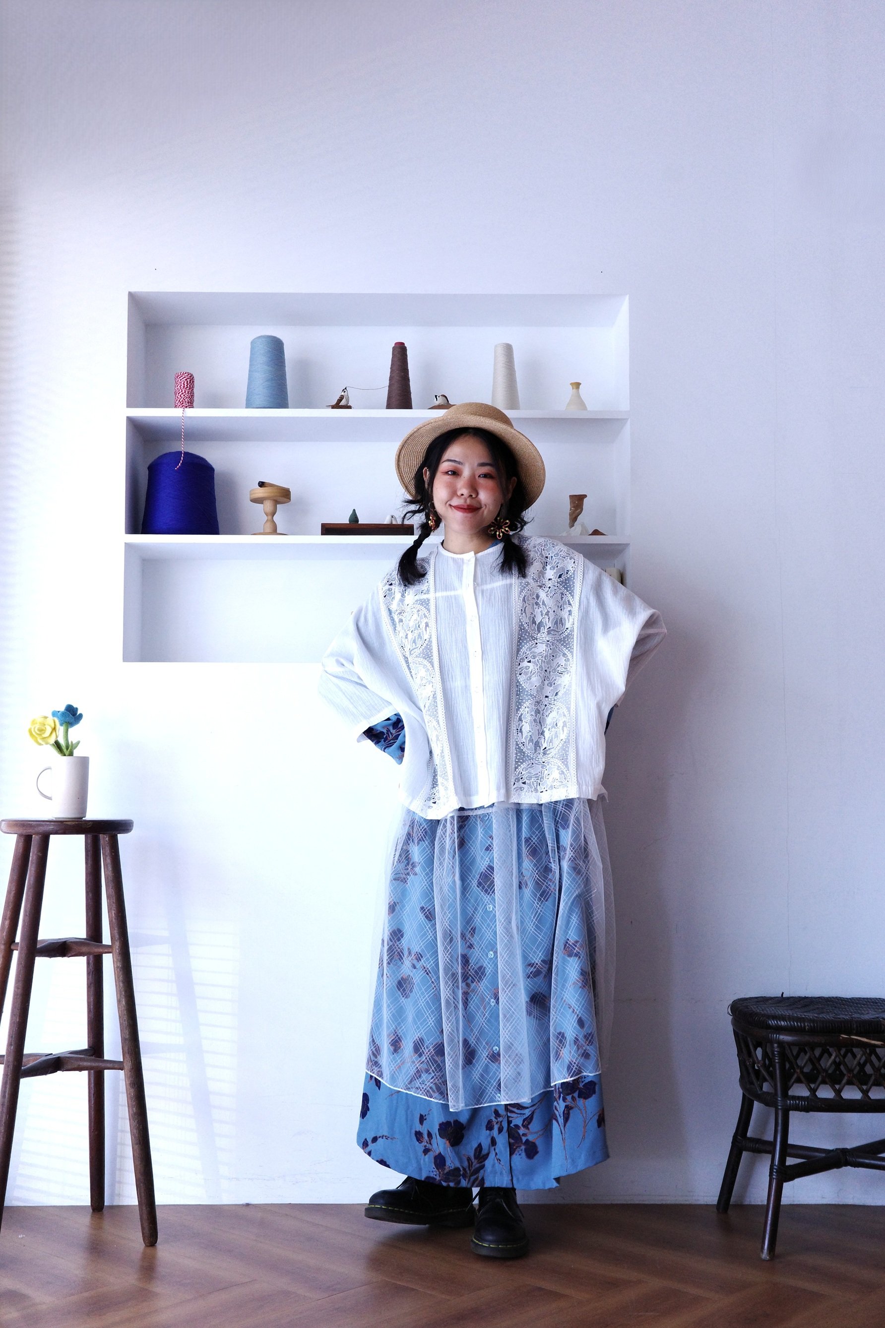 兔子企鵝精緻蕾絲刺繡罩衫上衣