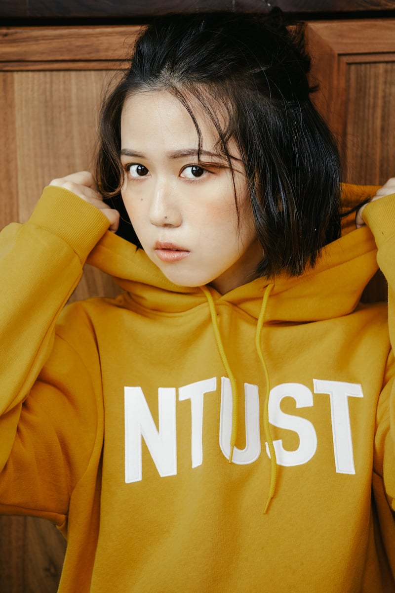 NTUST 電繡帽Ｔ－黃色 Ｓ、Ｍ