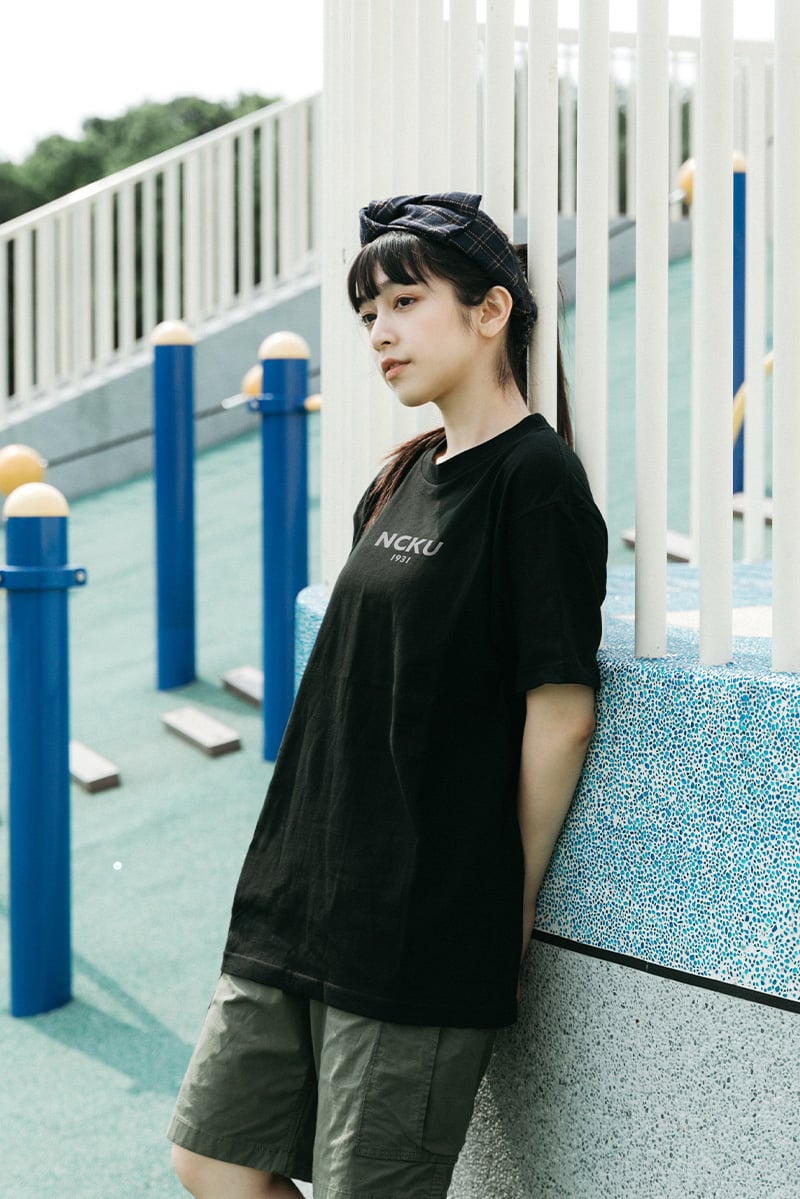 NCKU 設計短Ｔ－黑色