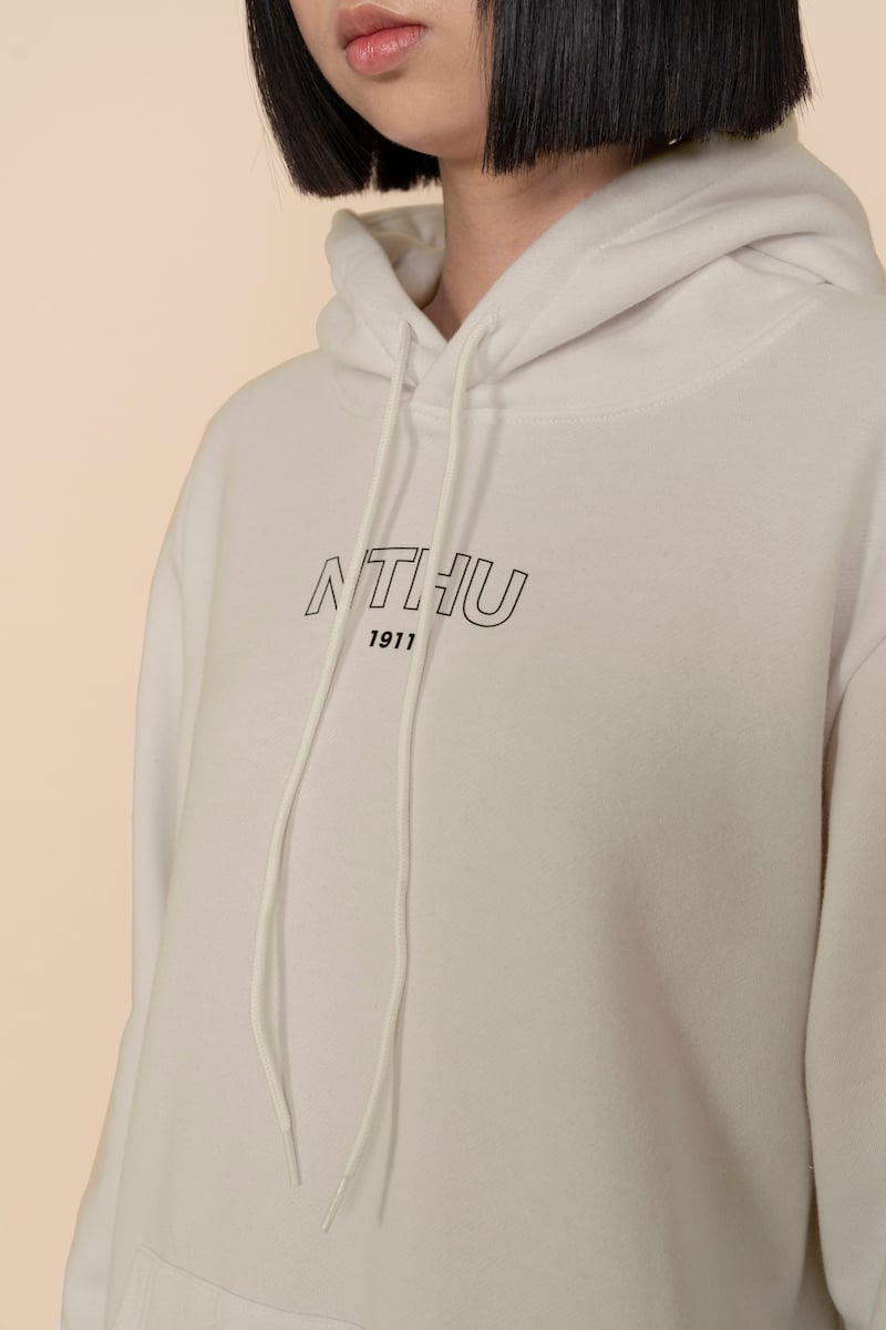 NTHU 小字款帽Ｔ－米色