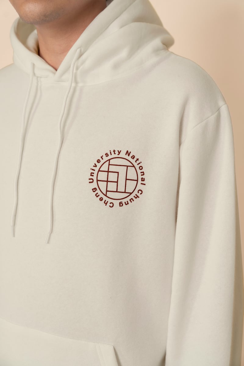 CCU 設計帽Ｔ－米色