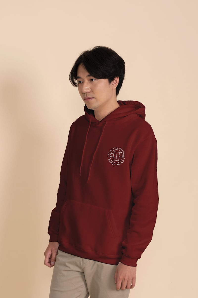 CCU 設計帽Ｔ－紅色