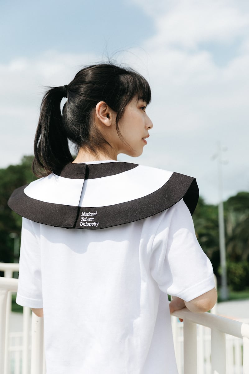 NTU 學士畢業領巾 Bachelor Hood