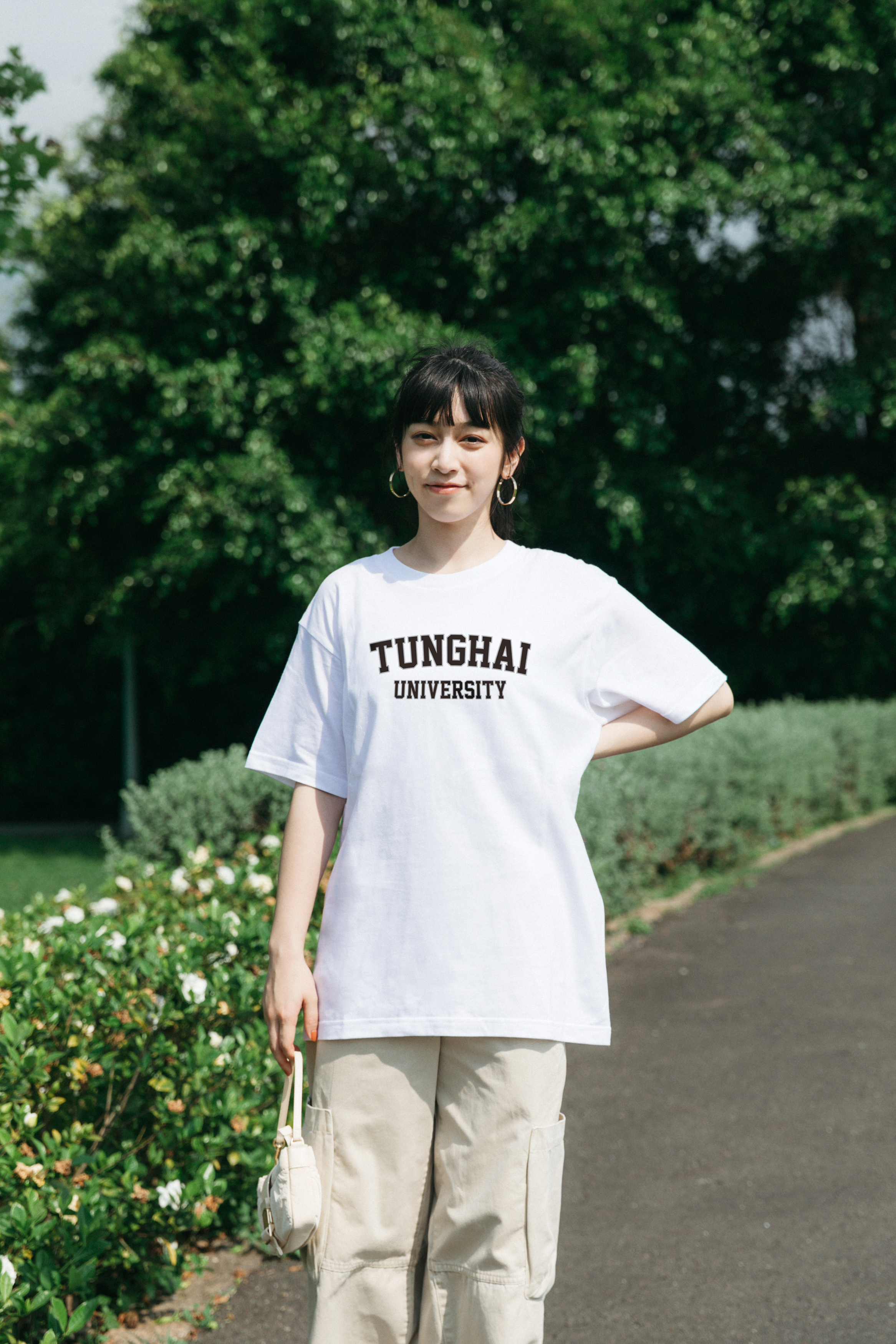 THU 學院短Ｔ－白色