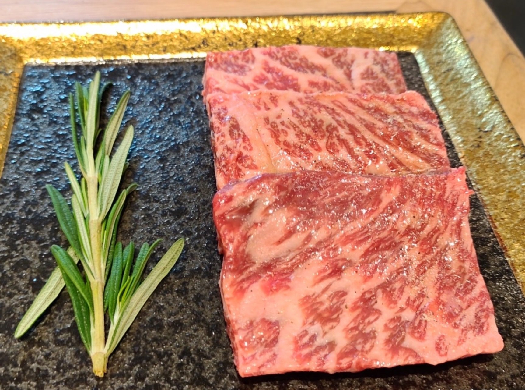 日本F1奧羽和牛肉片